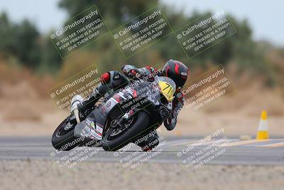 media/Jan-20-2024-CVMA (Sat) [[ddb8bc1f3d]]/Race 10 Amateur Supersport Middleweight/